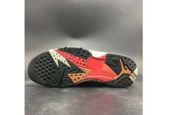 Shimmer Patta 7 Retro  Jordan AT3375-200 AT3375-200 0325